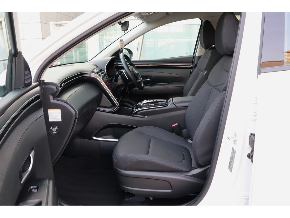 2023 Hyundai Tucson - image 12