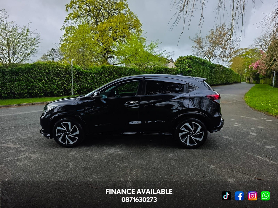 2017 Honda Vezel - image 3