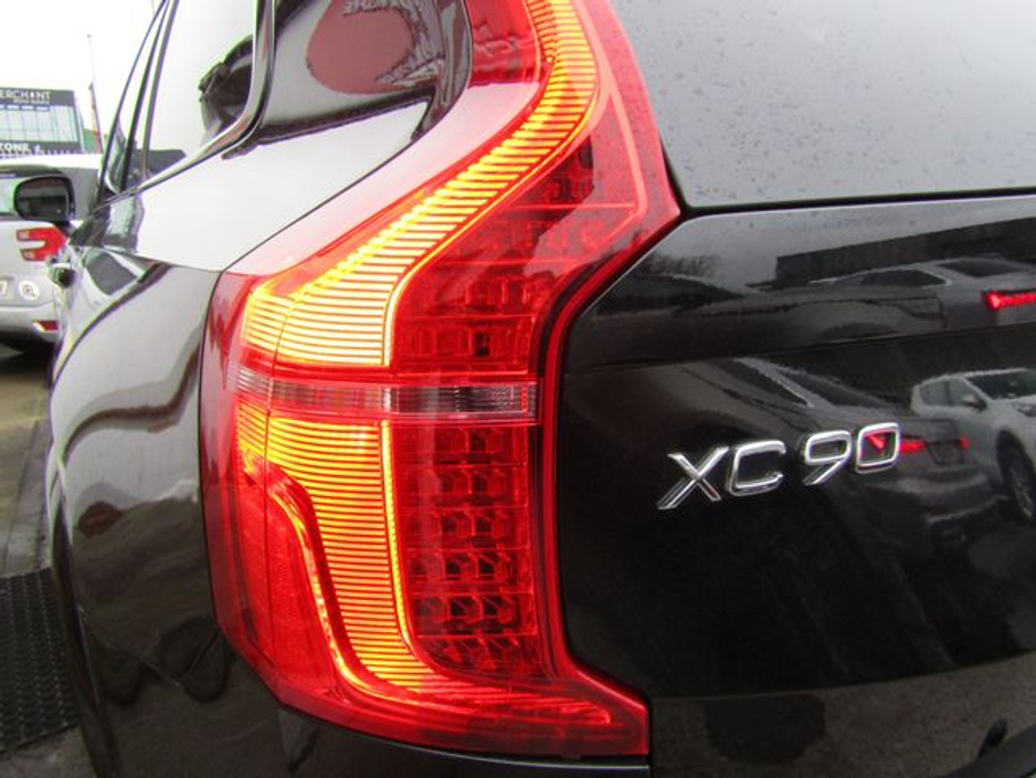 2021 Volvo XC90 Rdesign T8 Recharge 390HP 5D A €49,900