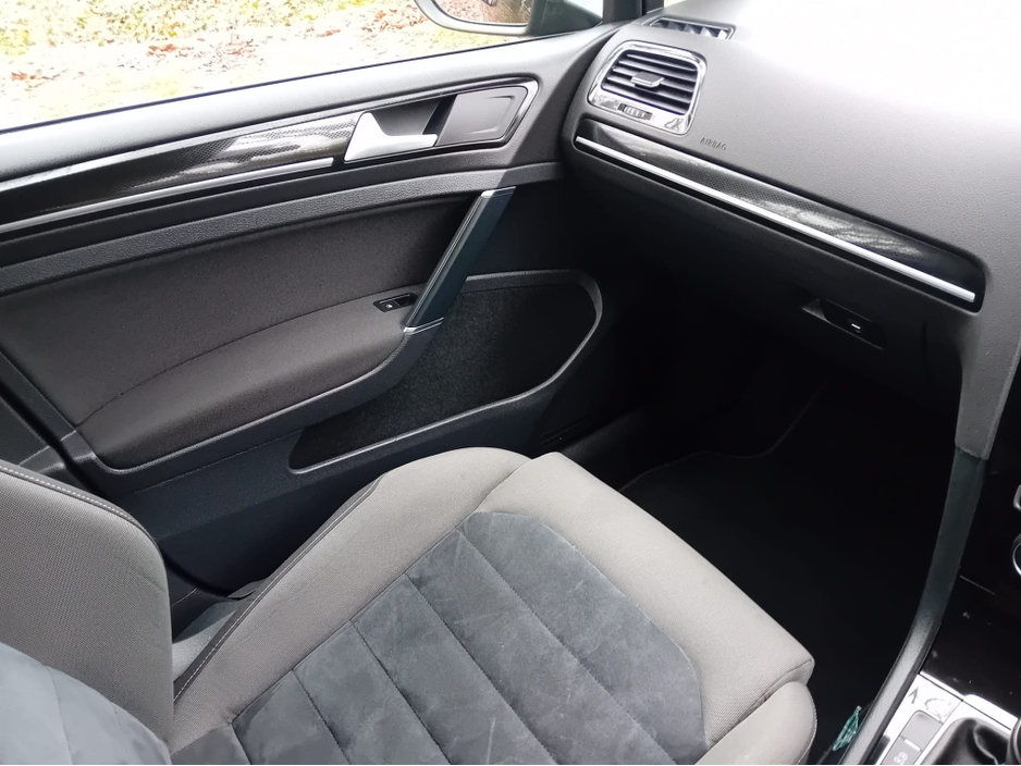 2016 Volkswagen Golf HIGHLINE 1.6 TDI MANUAL 5 SPEED 110HP 5DR @ REDDY 2 DRIVE LTD €13,850