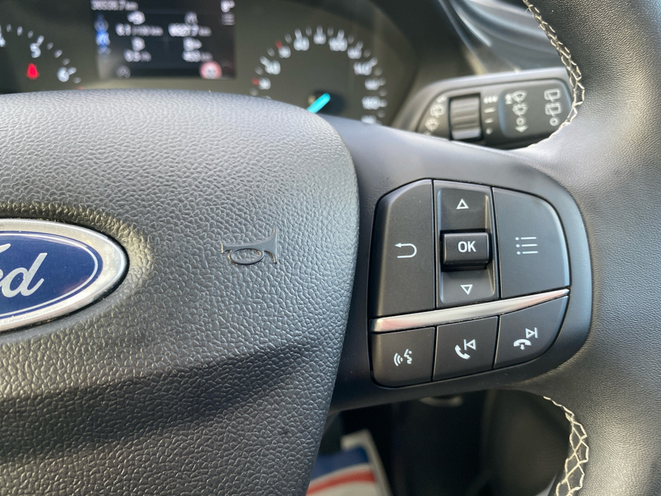 2023 Ford Puma - image 11