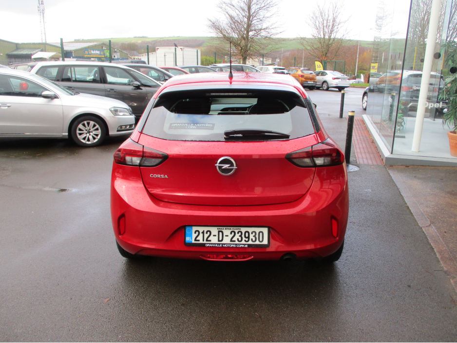 2021 Opel Corsa - image 7