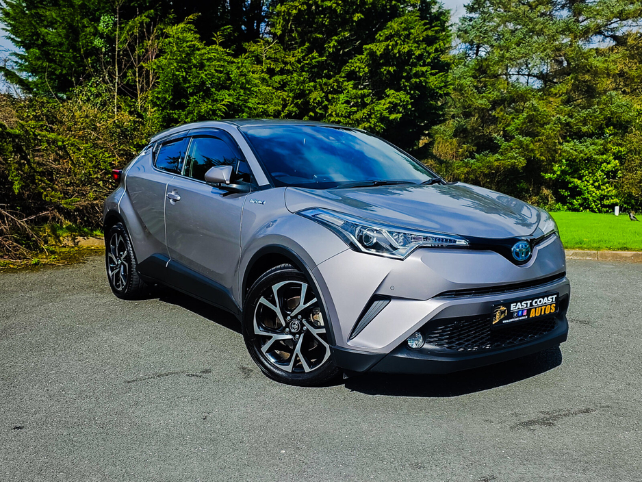 2020 Toyota Prius - image 14