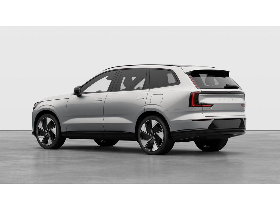 2026 Volvo EX90 - image 3