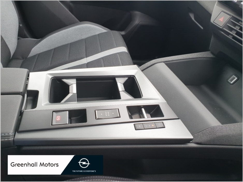 2026 Opel Grandland ELEGANCE PURETECH 13 €44,000