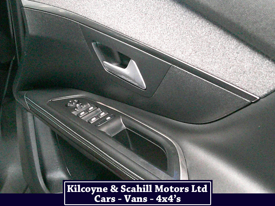 2022 Peugeot 5008 ALLURE PREMIUM B-HDI BLUEHDI S/S