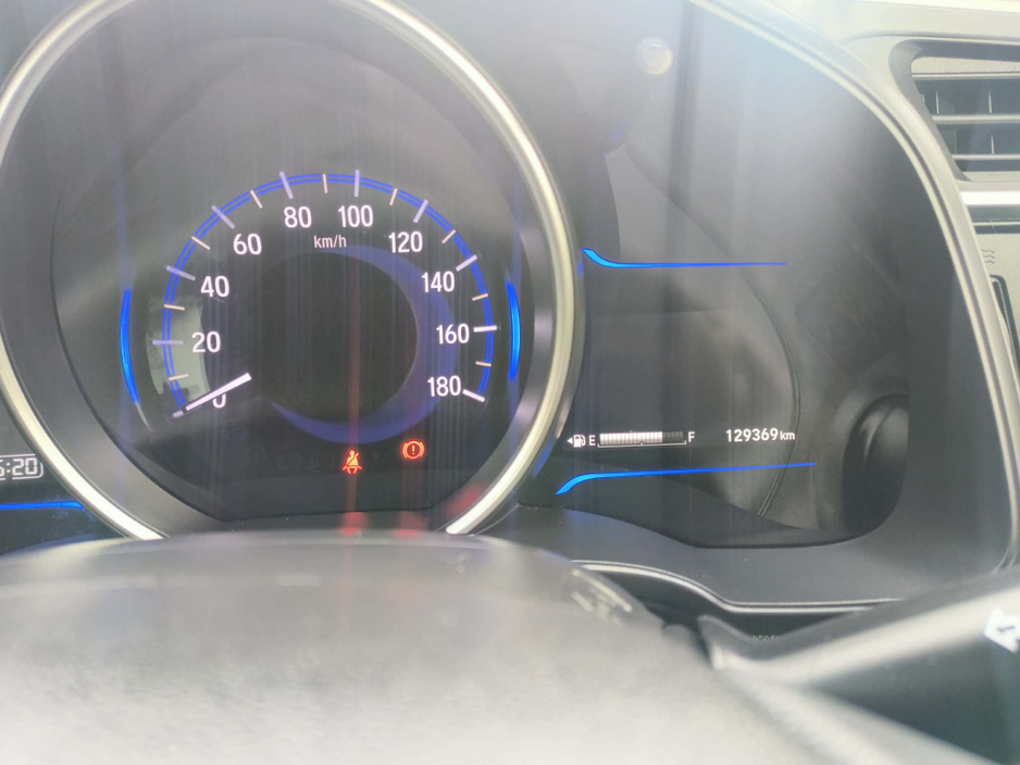 2016 Honda Fit - image 11