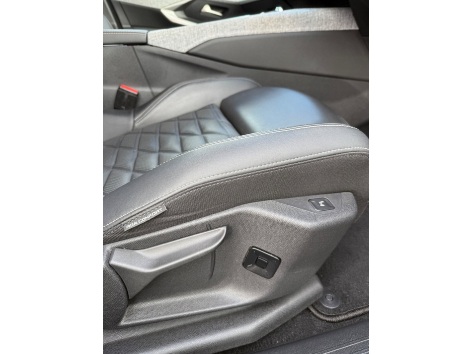 2025 Peugeot 3008 - image 22