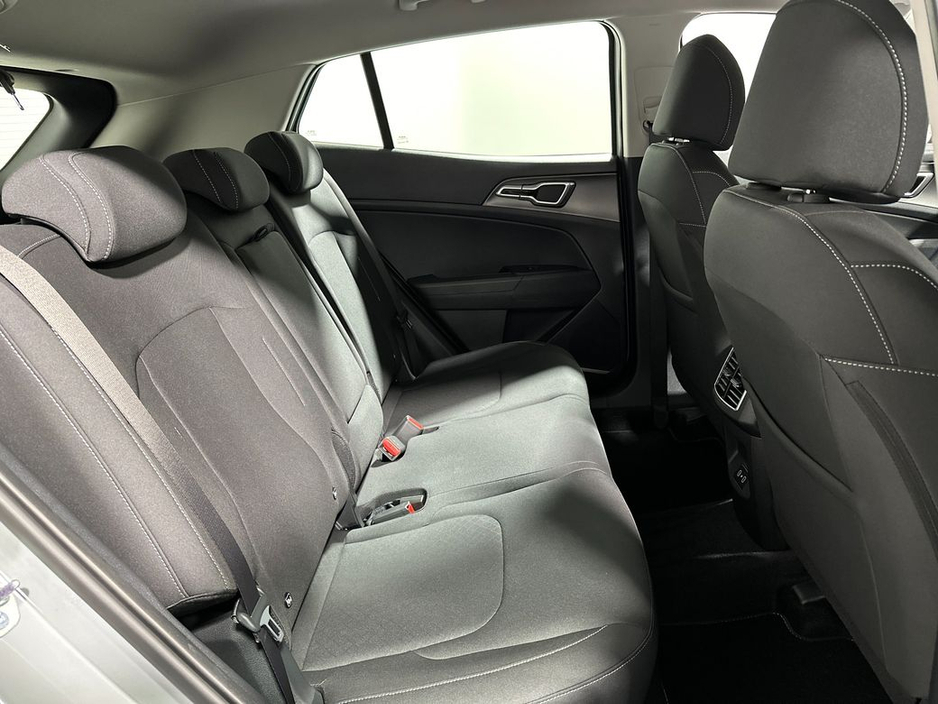 2026 Kia Sportage - image 10