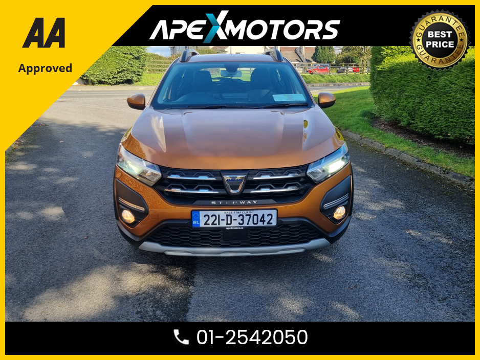 2022 Dacia Sandero Stepway - image 2