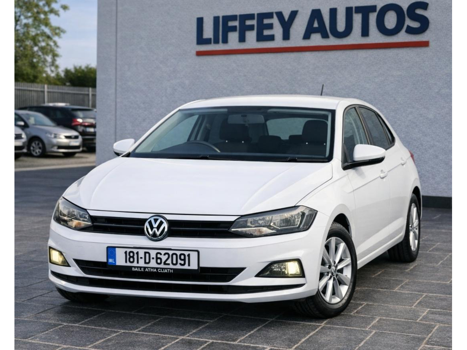 2018 Volkswagen Polo - image 2