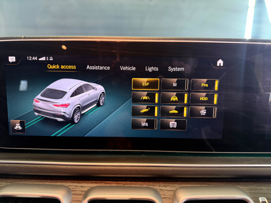 2021 Mercedes-Benz GLE Class - image 39