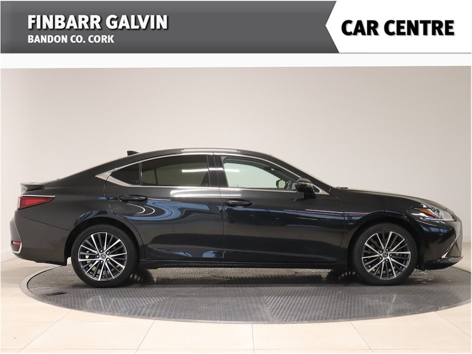 2022 Lexus ES 300 H ES300H Dynamic €43,950