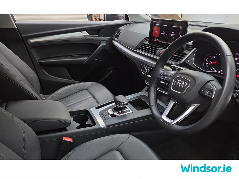 2024 Audi Q5 35 TDI 163HP S tronic SE €55,995