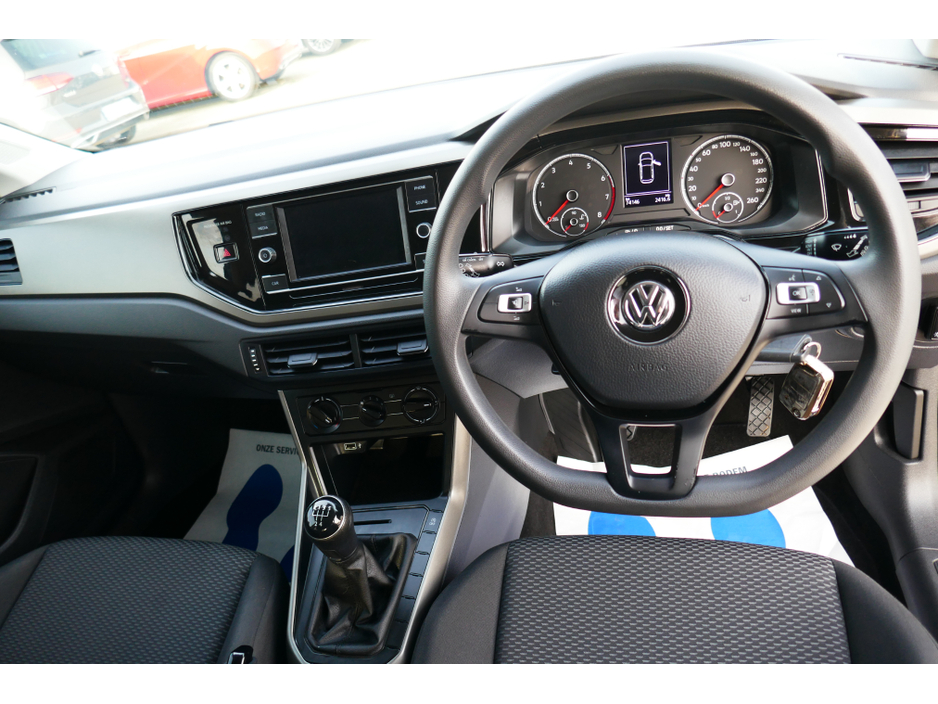 2019 Volkswagen Polo - image 15