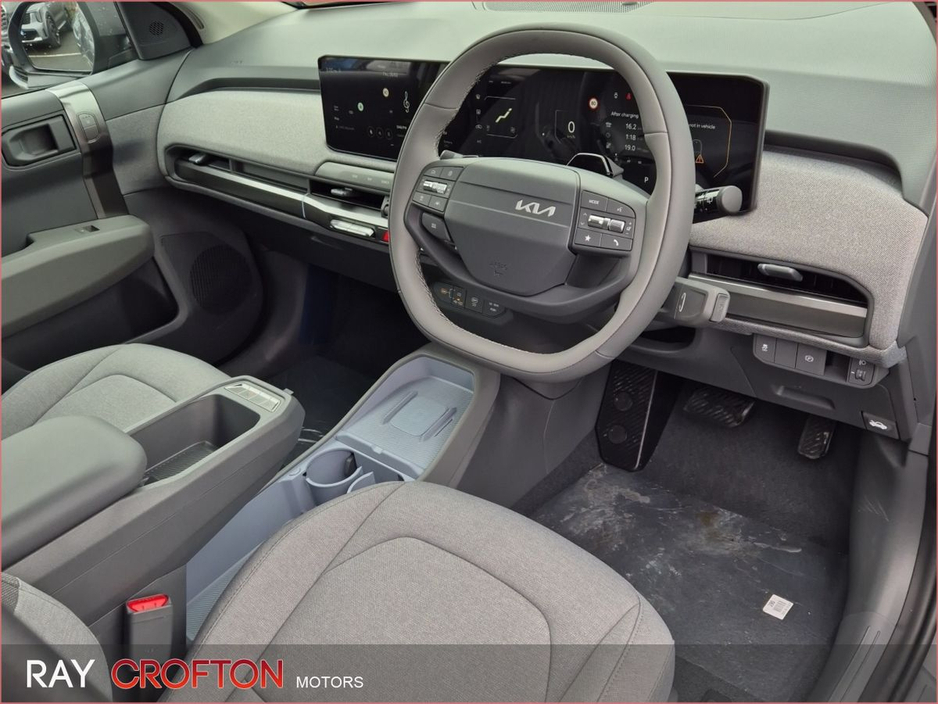 2026 Kia EV3 - image 2