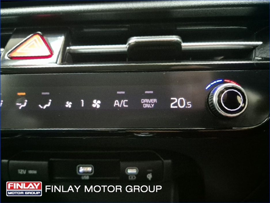 2023 Kia Niro - image 23