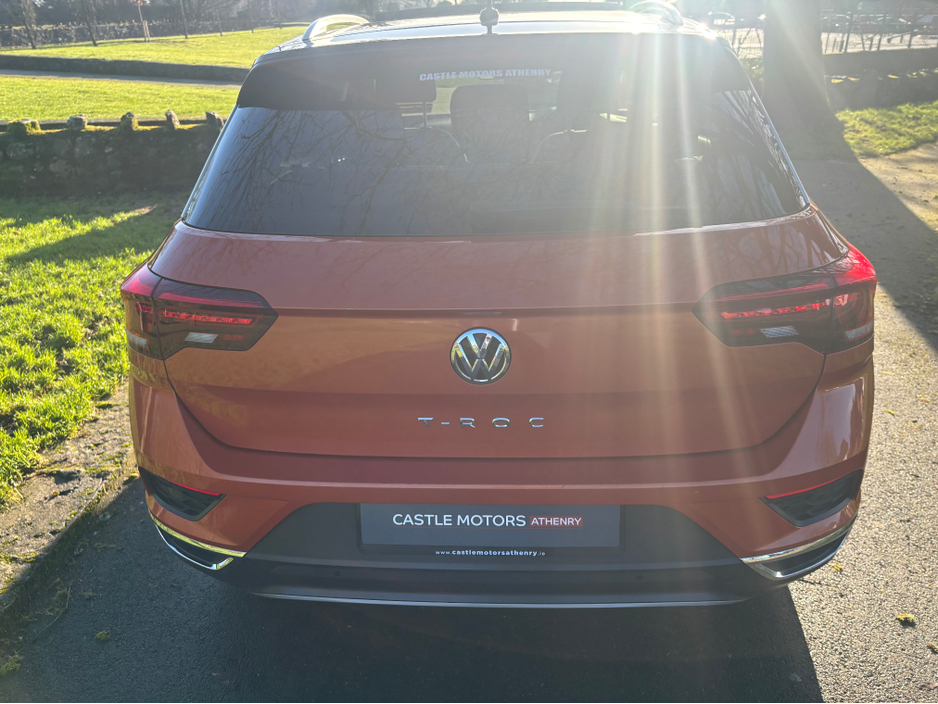 2019 Volkswagen T-Roc SPORT 2.0 TDI with pan roof €20,995