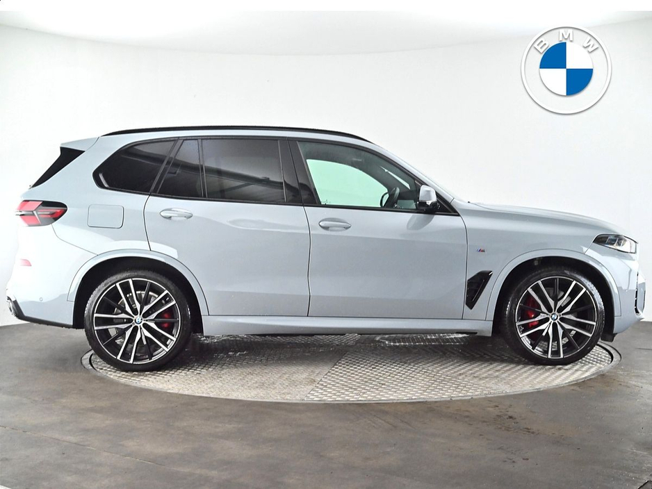 2025 BMW X5 xDrive50e M Sport €109,900