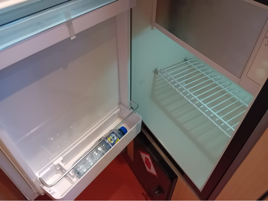 2019 Mercedes-Benz Sprinter - image 22