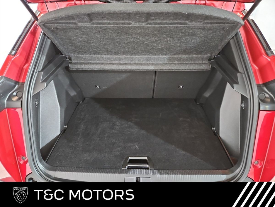 2024 Peugeot 2008 - image 8