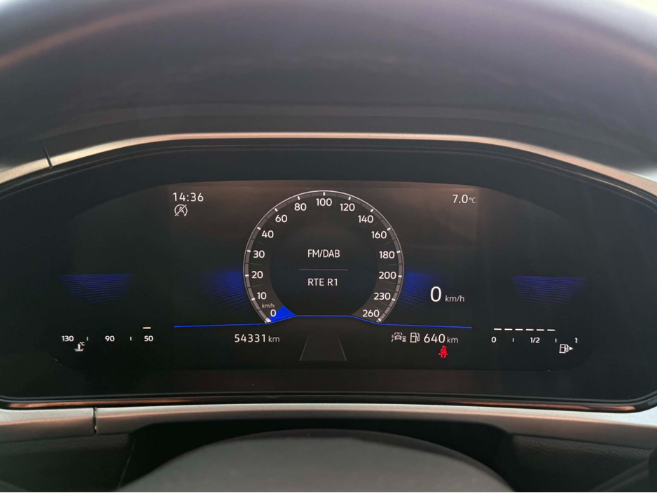 2024 Volkswagen T-Roc LIF PLUS2.0TDI MANUAL 6SPEED FWD 116HP €30,950