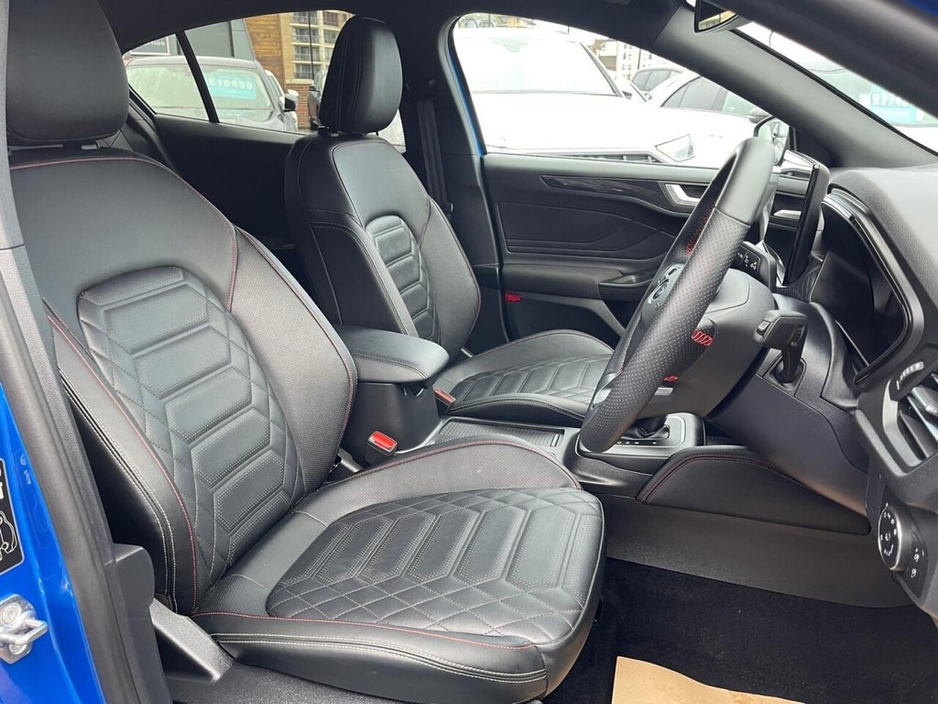 2024 Ford Focus 1.0T EcoBoost MHEV ST-Line X Hatchback 5dr Petrol Hybrid DCT Euro 6 (s/s) (155 ps)