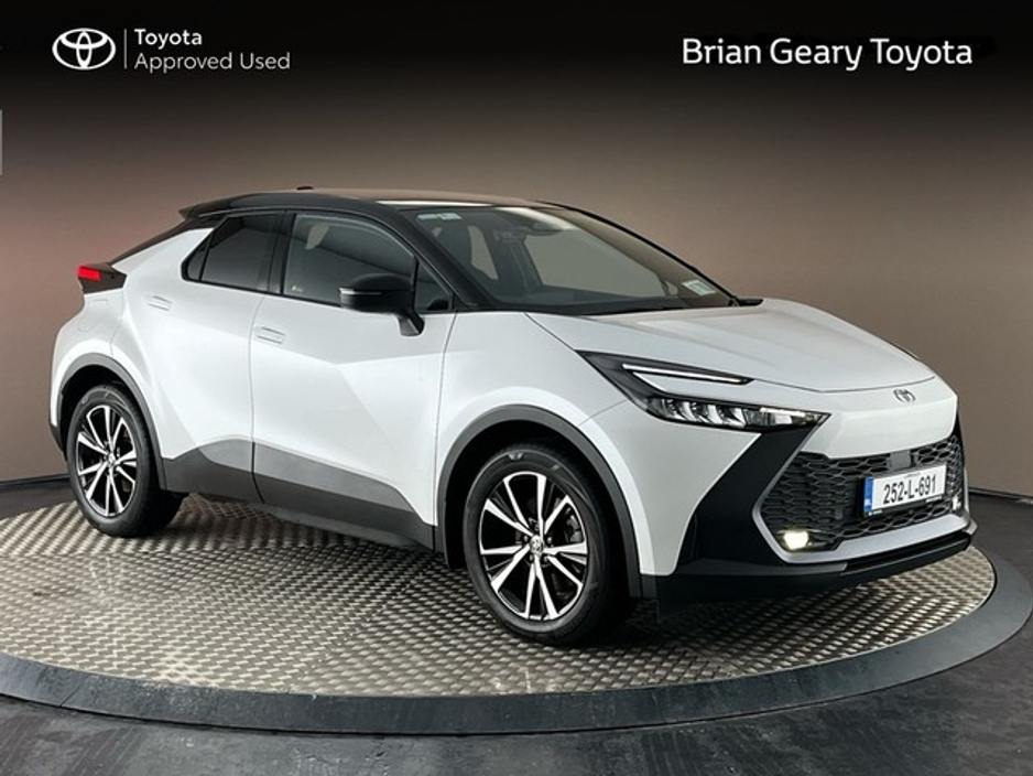 2025 Toyota C-HR C-HR PHEV SPORT+ €39,950