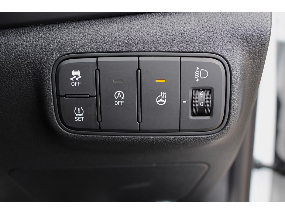 2024 Hyundai Bayon - image 12