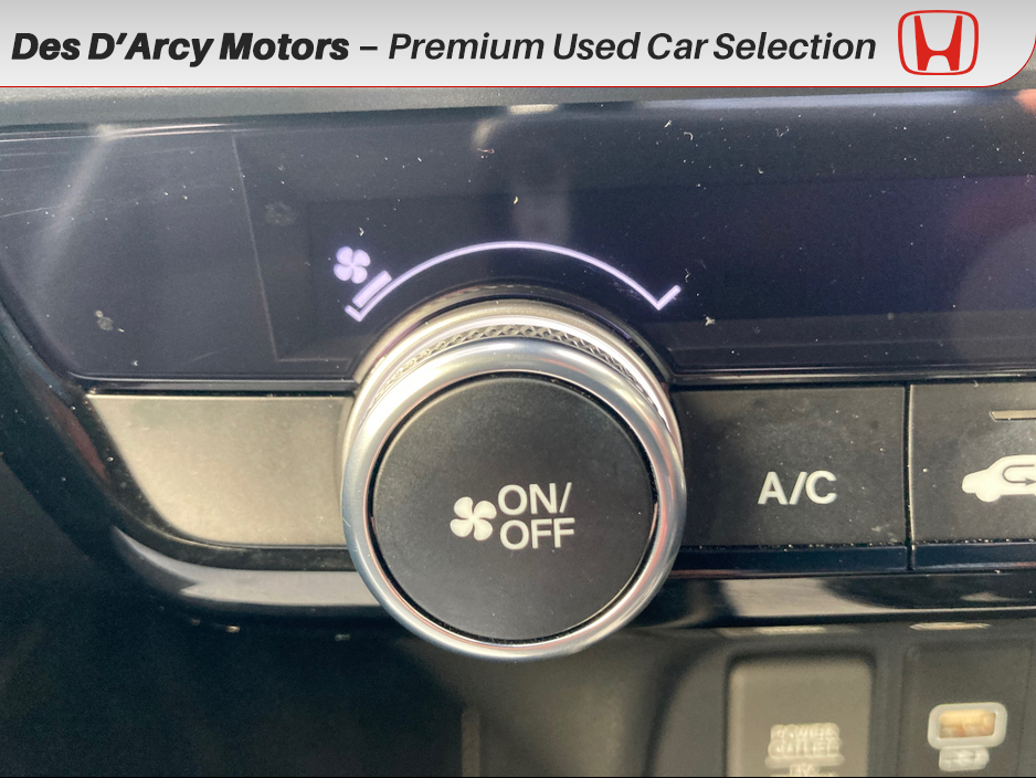 2022 Honda Jazz - image 12