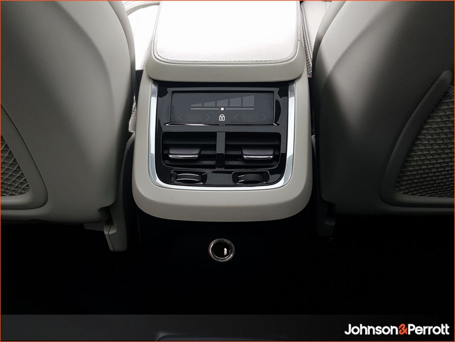 2020 Volvo XC90 T8 397bhp PHEV Inscription Pro Auto AWD (360 Camera / Int Booster Cushion / Premium Sound) €53,900