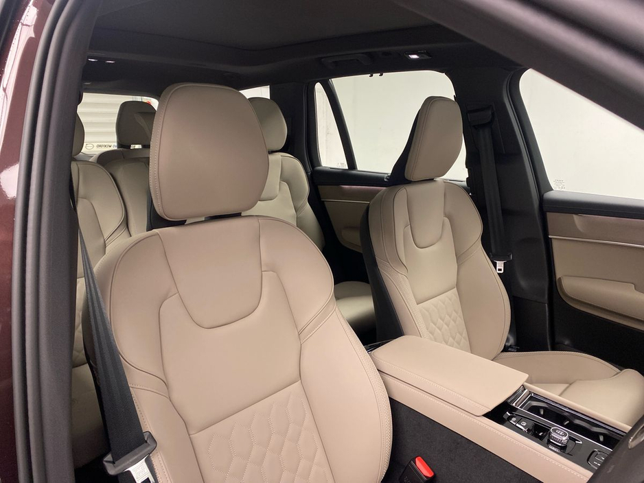 2026 Volvo XC90 - image 21