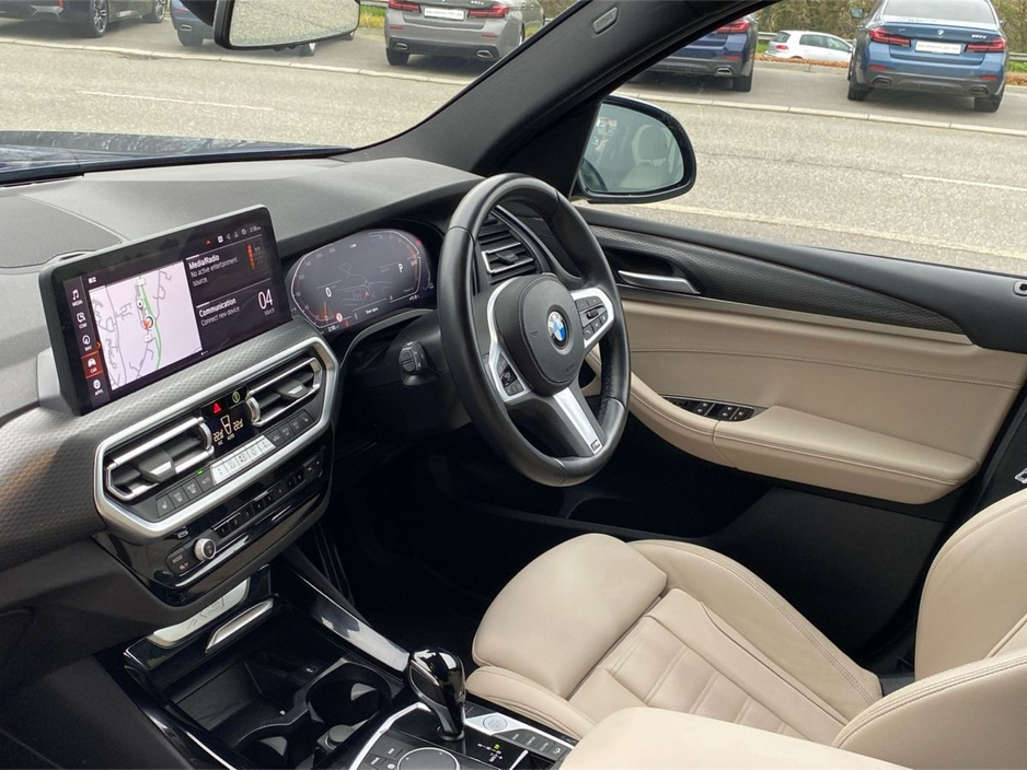 2024 BMW X3 - image 7