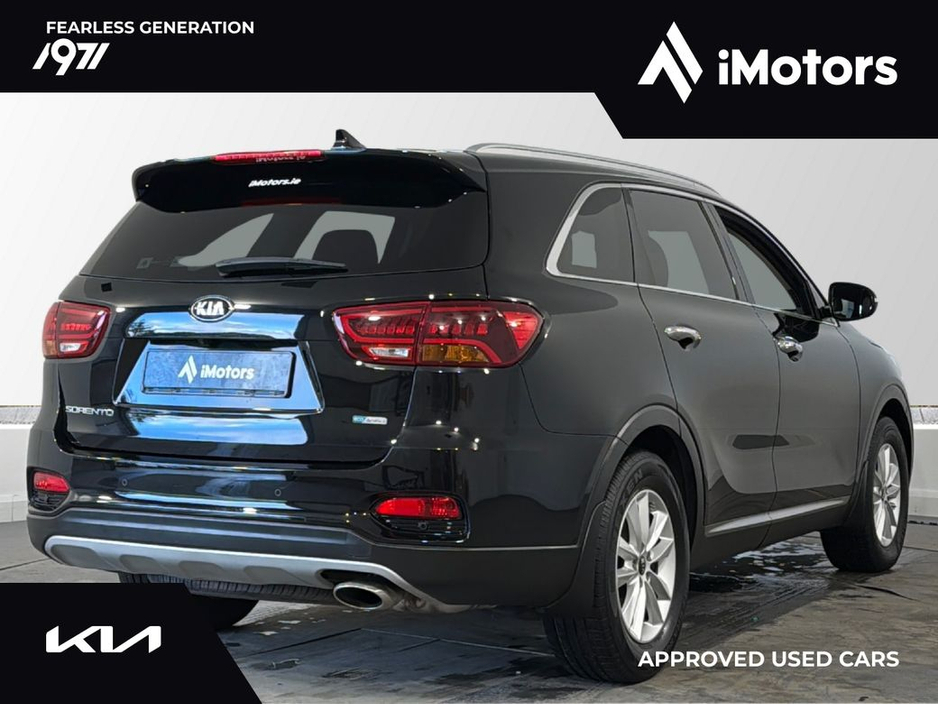 2018 Kia Sorento - image 3