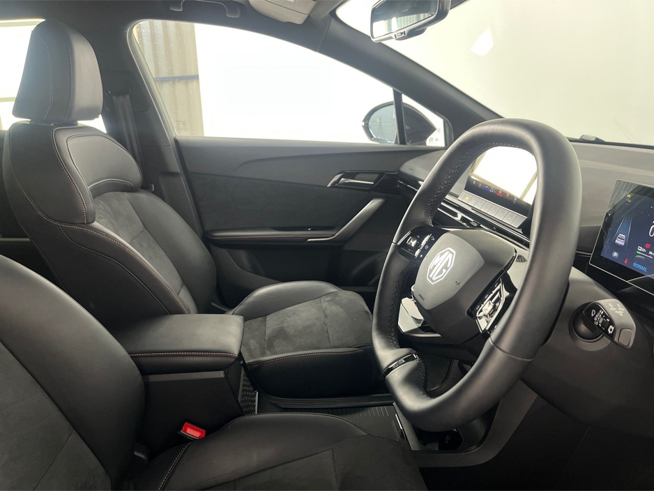 2024 MG MG4 EV X POWER RACING GREEN 435BHP 64KWH AUTO **HEATED ALCANTARA SEATS**18" DIAMOND CUT ALLOY WHEELS WITH TANZANITE ORANGE CALLIPERS**2 TONE ROOF**HEATED STEERING WHEEL**APPLE CARPLAY**TOUCH SCREEN DISPLAY** €30,995