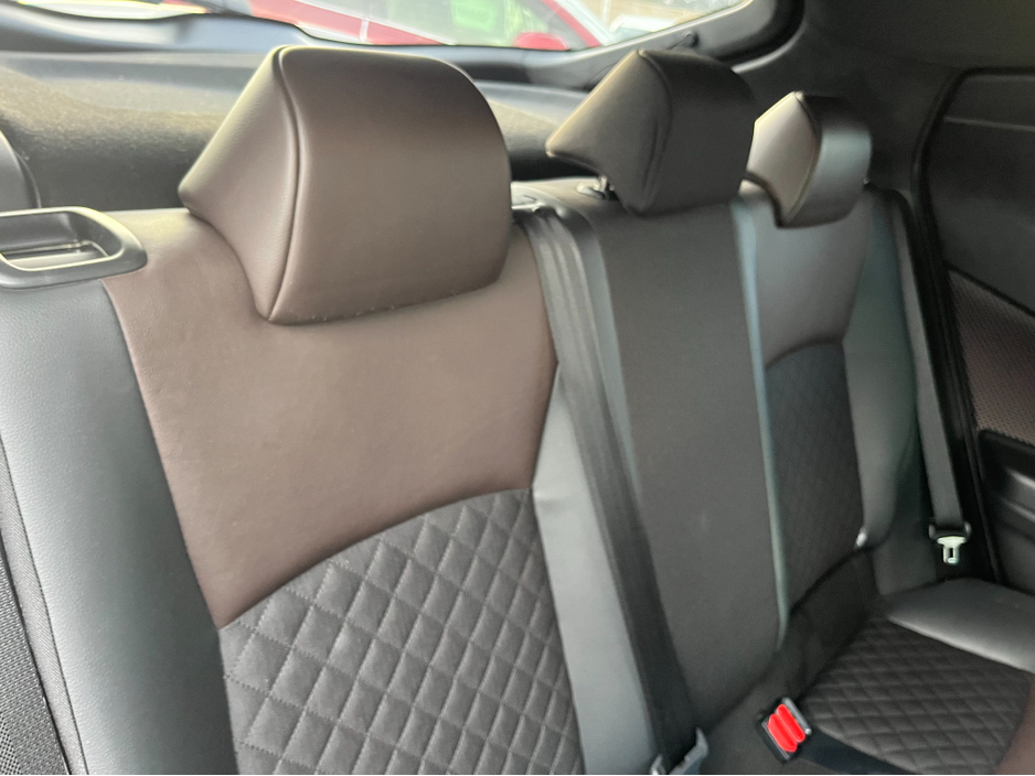 2017 Toyota C-HR - image 11