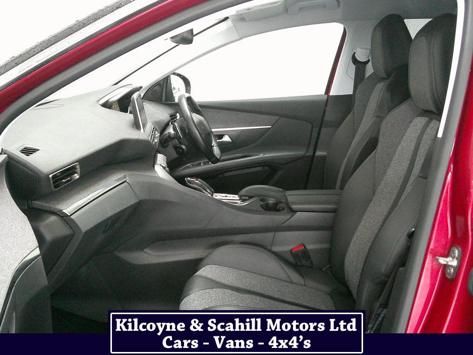 2020 Peugeot 3008 - image 11