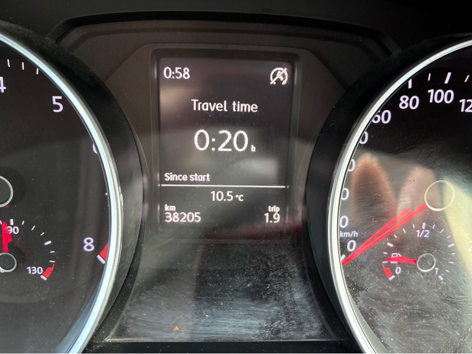 2014 Volkswagen Polo - image 21