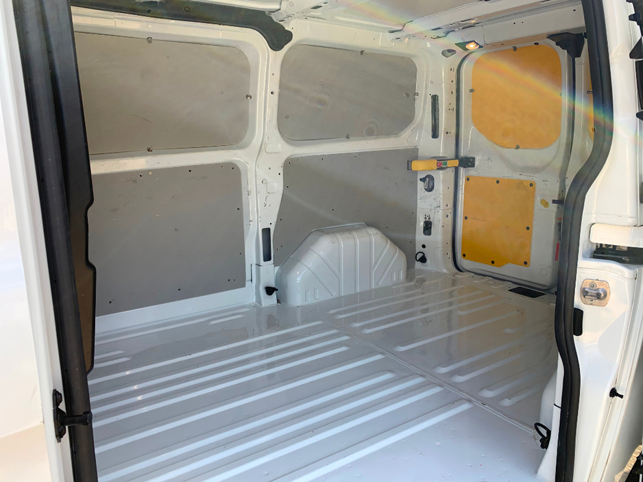 2021 Ford Transit Custom - image 10