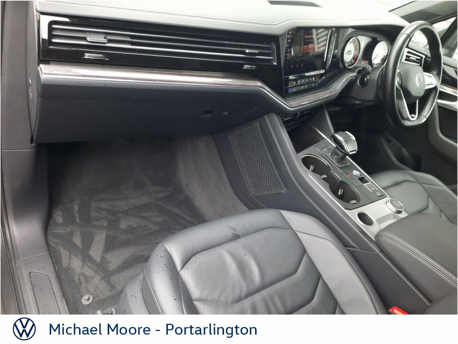 2022 Volkswagen Touareg TOUAREG COMM 3.0 TDI 4M 231BHP 5 €38,950