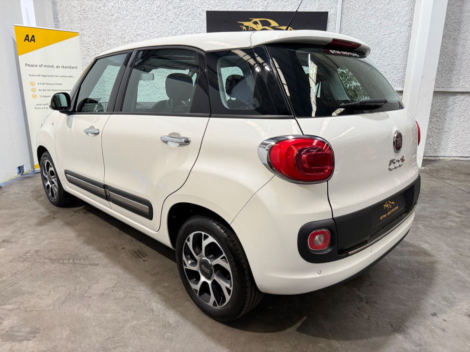 2017 Fiat 500l - image 8
