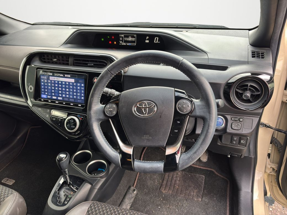 2019 Toyota Aqua CROSSOVER €14,888