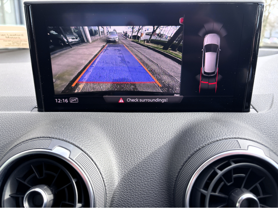 2017 Audi Q2 - image 9