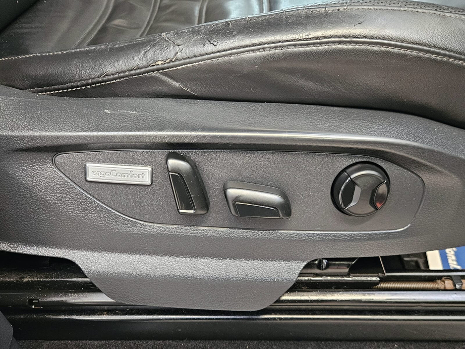 2018 Volkswagen Amarok - image 9