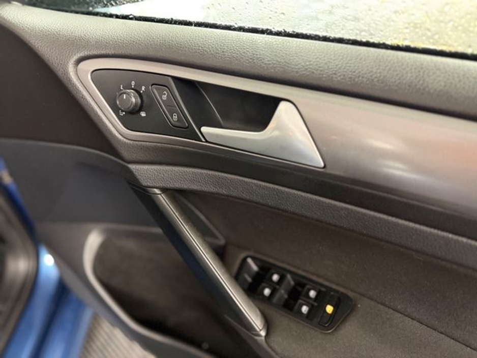 2015 Volkswagen Golf 2015 Golf 1.2 Automatic Low Mileage €14,950