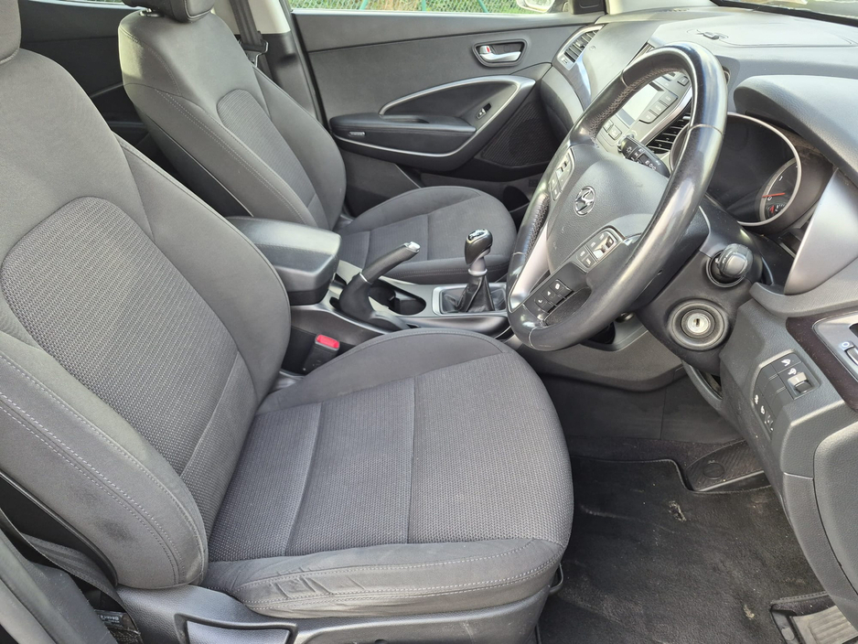 2013 Hyundai Santa Fe  €10,999