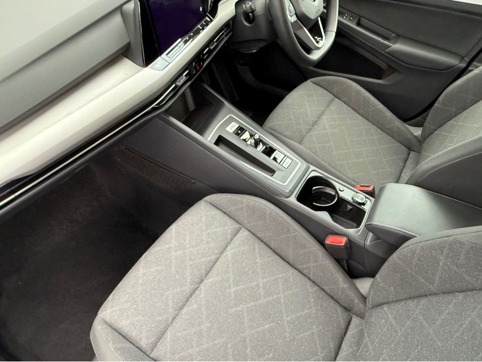 2022 Volkswagen Golf ACTIVE - 2.0L DIESEL - AUTO - 12M WARRANTY - CAR: €27,950