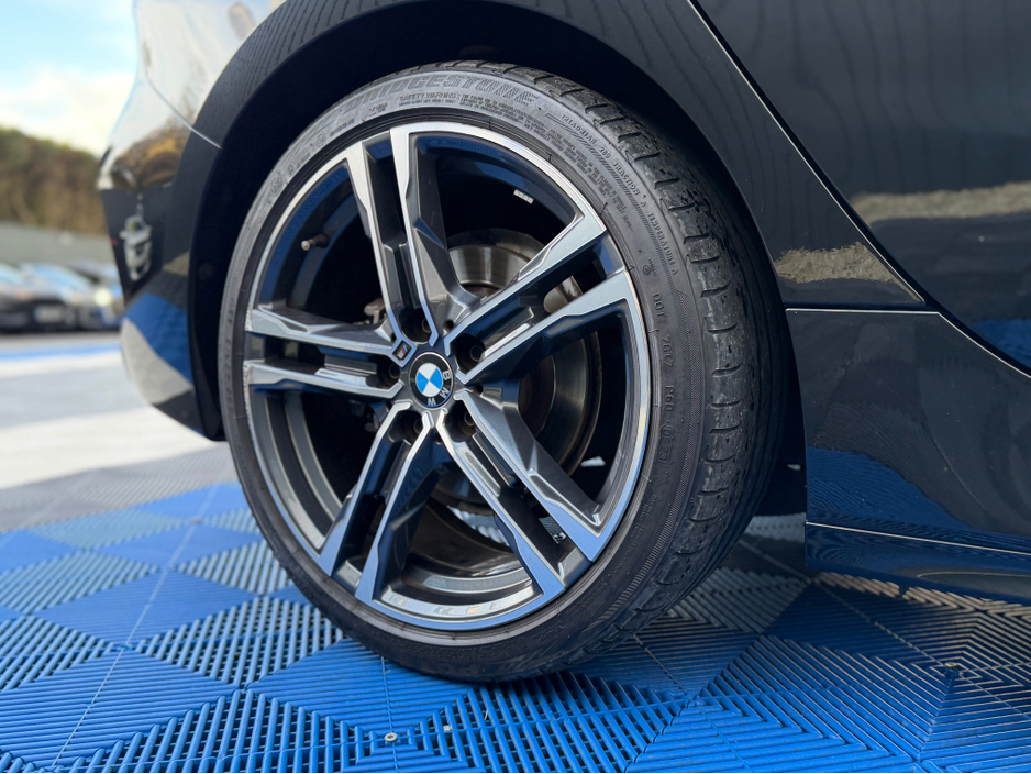 2021 BMW 1 Series - image 11