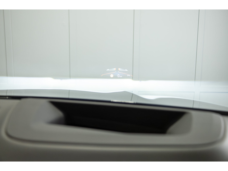 2025 BMW X5 - image 15