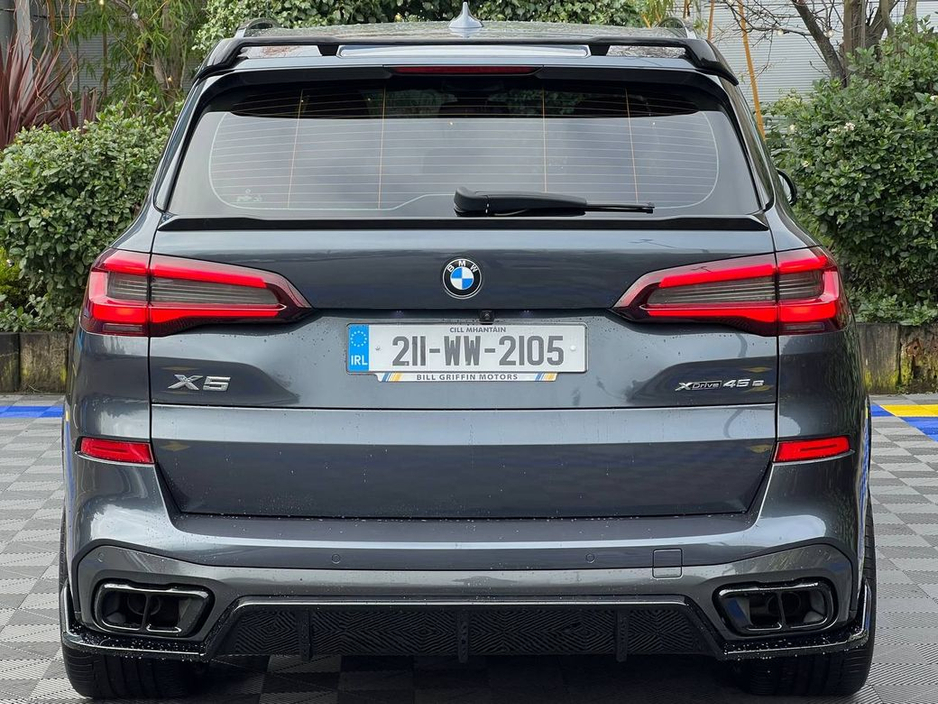 2021 BMW X5 M-SPORT COMPETITION XDRIVE45e 3.0 HYBRID // LEATHER HEATED SEATS // APPLE CARPLAY/ANDROID AUTO // ADJUSTABLE AIR SUSPENSION €49,900